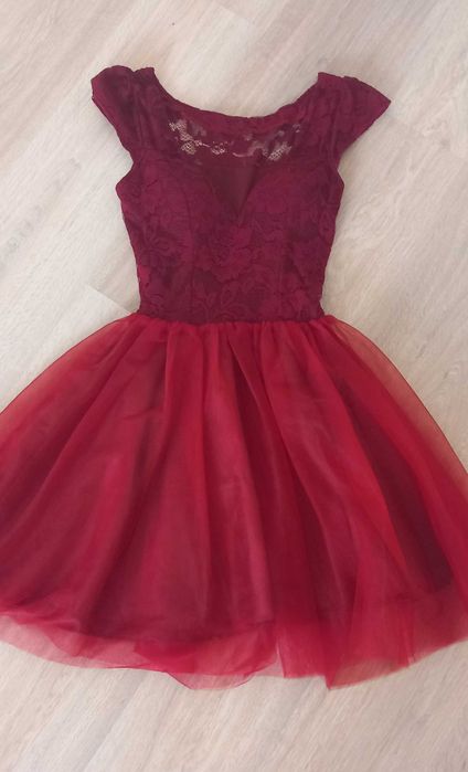 Vand rochii ocazie/pentru evenimente, marimea 36-38