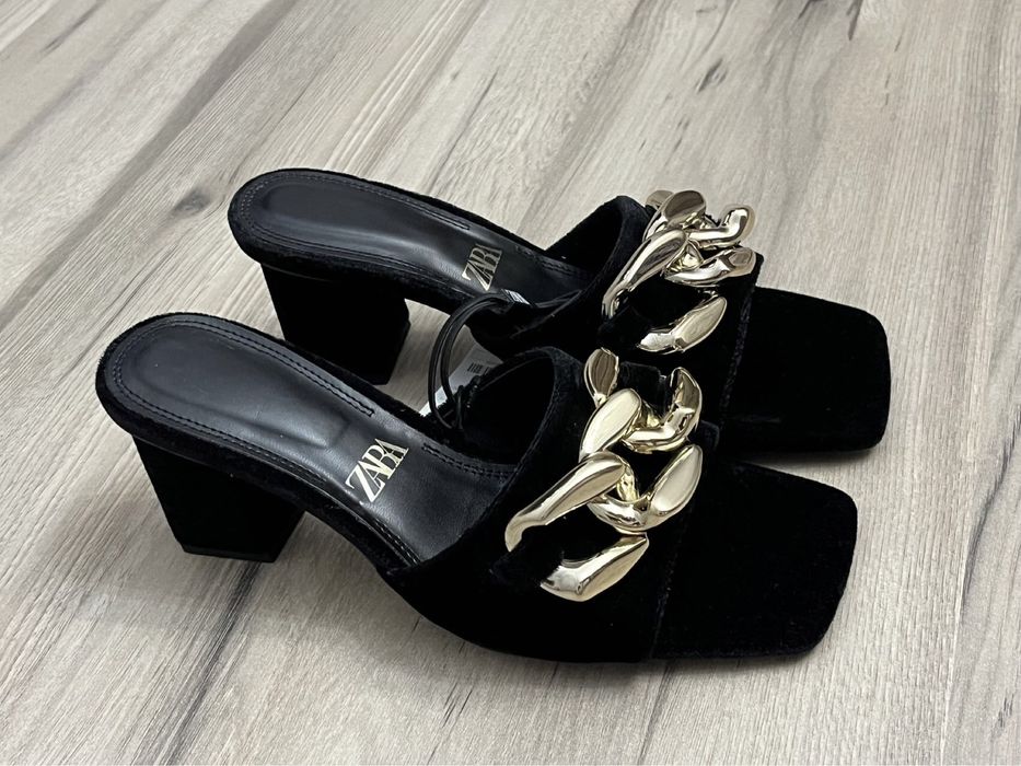 Zara босоножки новые