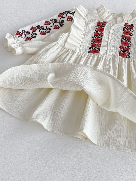 Рокля с българска шевица за момиченце