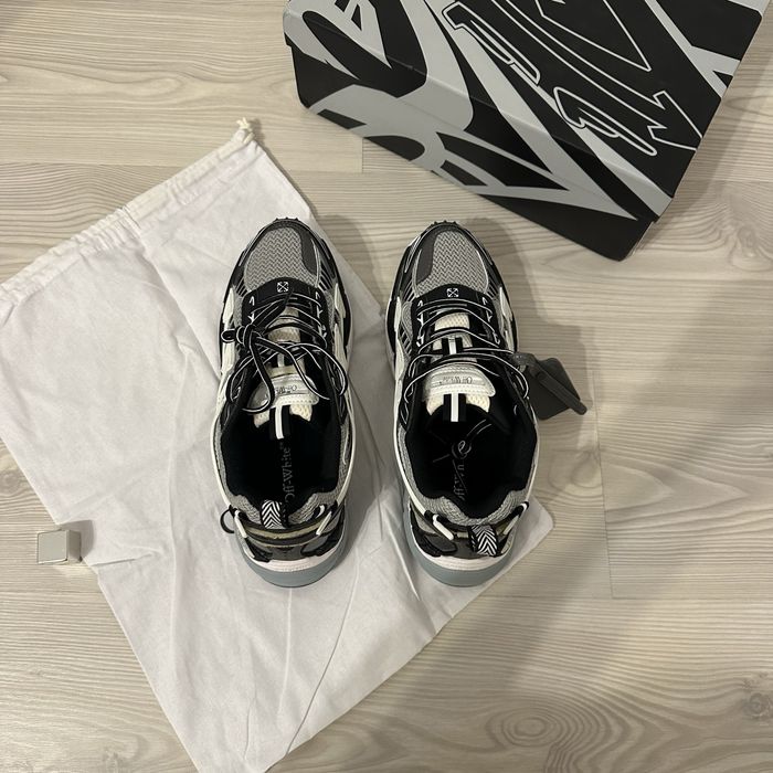 Off white be right back