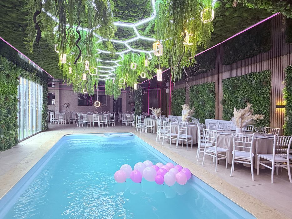 Vila de petreceri cu piscina-Majorate-Aniversari-Cununii-Botezuri