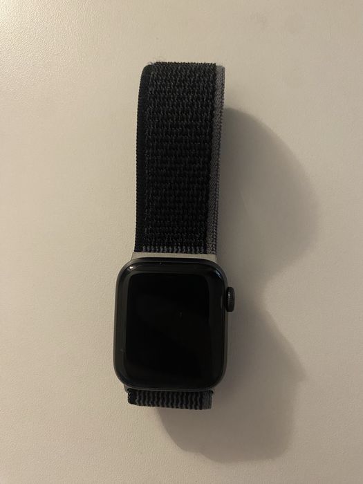 Apple watch Se 1-поколения