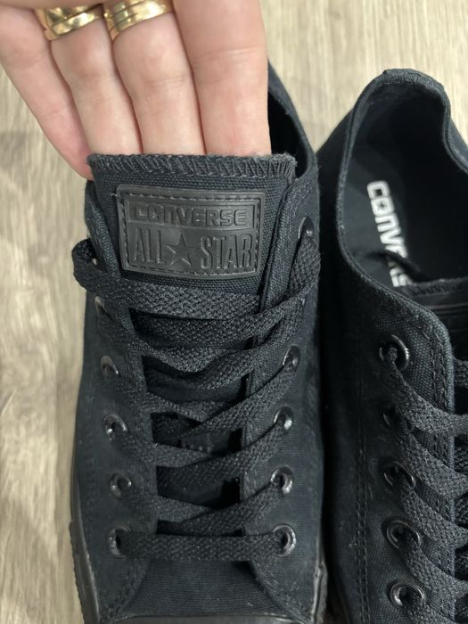 Tenesi Converse ca noi