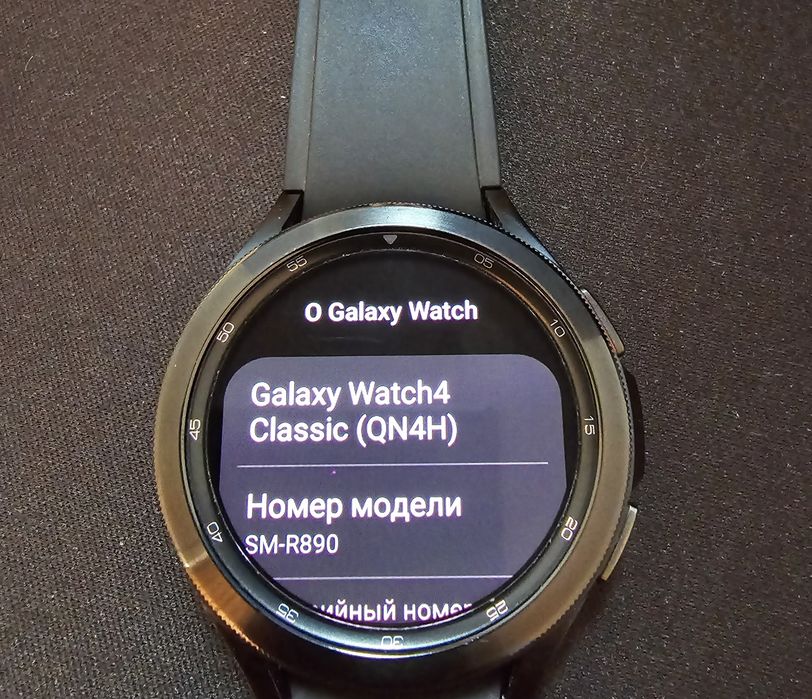 Galaxy Watch 4, Galaxy buds live