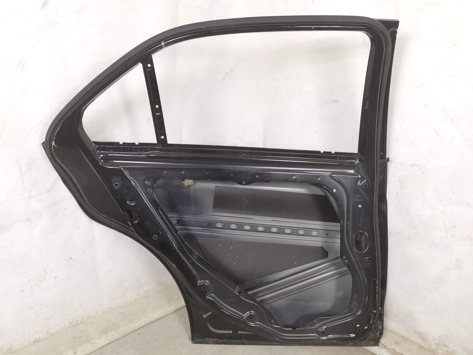 Лява задна врата / Lqva zadna vrata Mercedes-Benz E-Class W212 Оригина