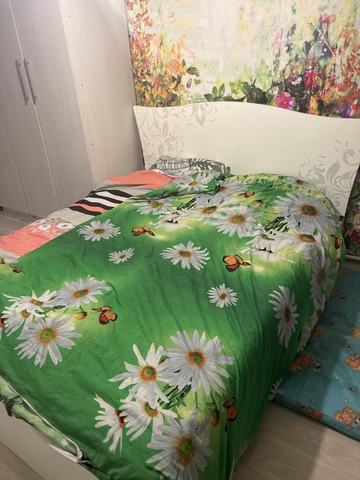 Кровать беспалтно