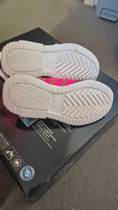 Маратонки Adidas