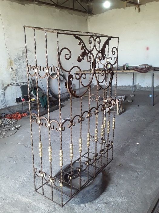 Решетки перила стол скамейки от производителя.