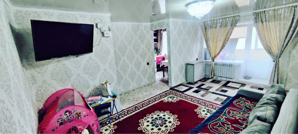 Продам 2 - комн. кв