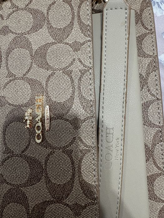 Geanta Coach crossbody