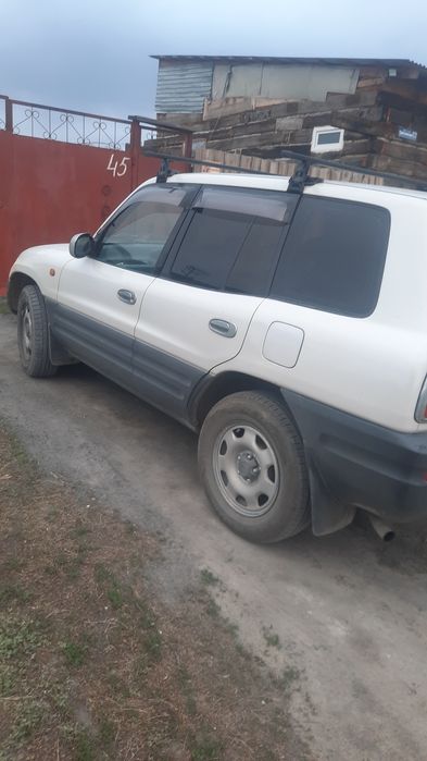 Продам машину тойота