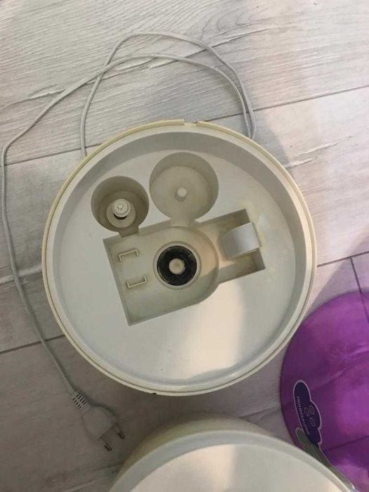 продам увлажнитель воздуха б/у