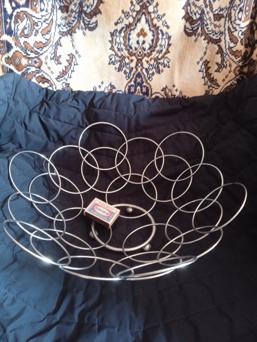 Ваза- плетёнка для фруктов