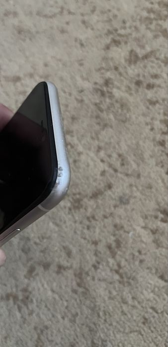 Продам iPhone 11. 64гб в хорошем состоянии