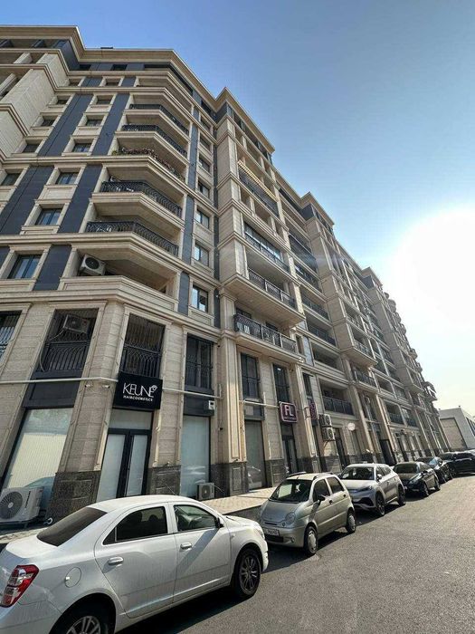 Продается Нежилой помещения Сзади Пирамит Тавер,  ЖК "City Life"