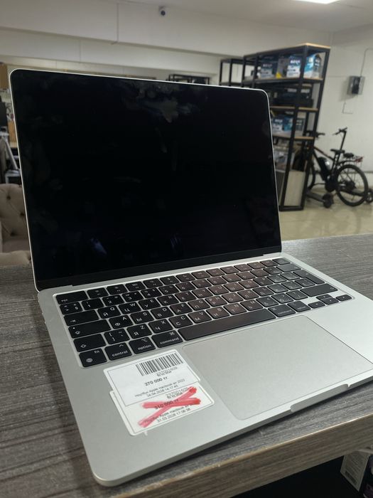 Macbook Air 2022 Baitimes 0.0.24