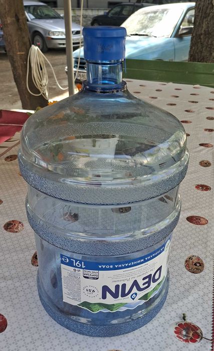 Галони за минерална вода