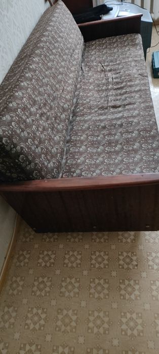 Диван советских времен