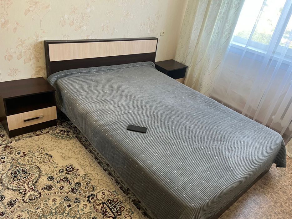 Продам спальний гарнитур