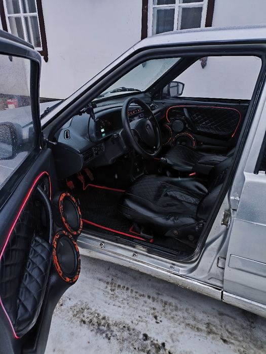 В продаже Авто ваз 2115