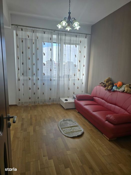 Chirie apartament 4 camere, Micro 17