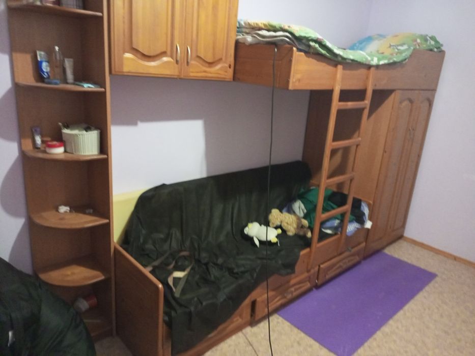 Кровать двухъярусная