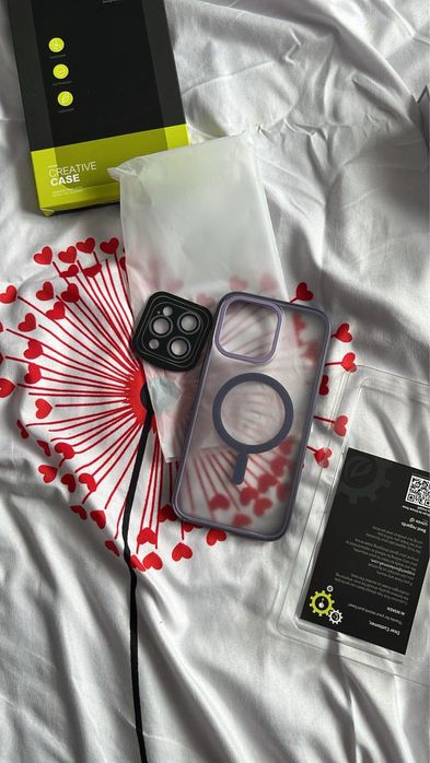 Oferta huse telefoane 360 de buc