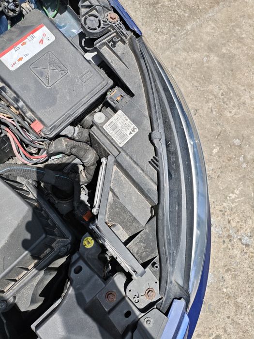 Фар/фарове full led/led за Пежо/Peugeot 308 T9