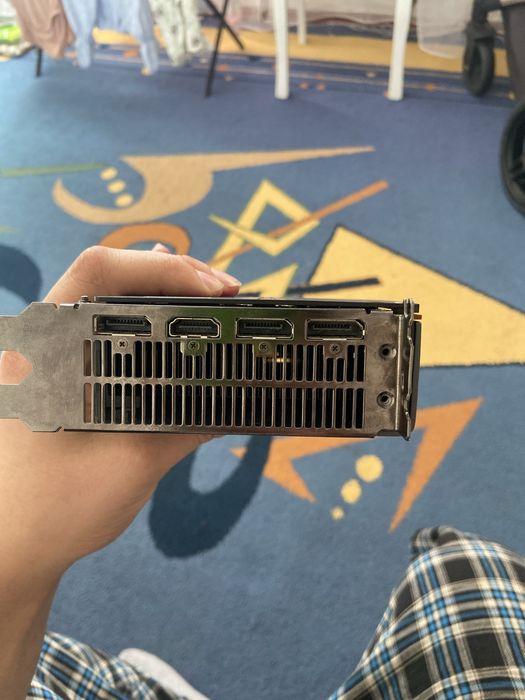 Видеокарта rx5700xt