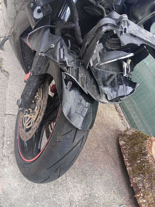 Honda CBR 600F4 1999г. – РЕГИСТРИРАНА