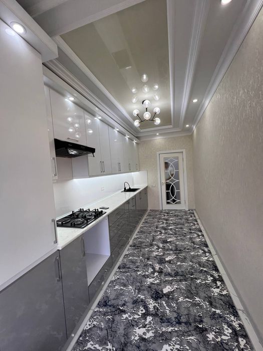 Samarqand shahar, Rudakiy koʻchasi, Uzgazoil toʻgʻrisida uy sotiladi.