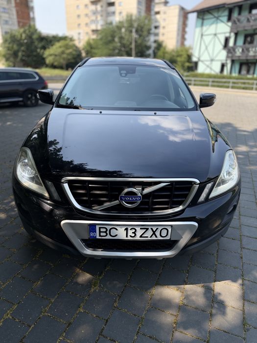 VOLVO XC60 2010 — imagine 2