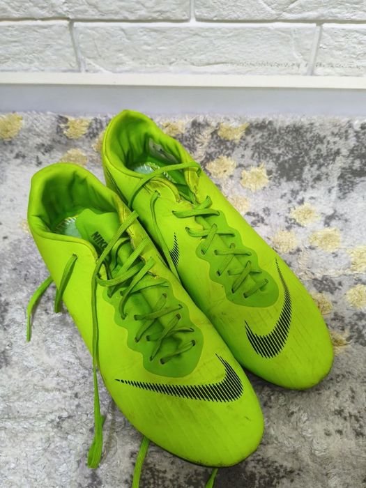 Бутсы — NIKE Mercurial