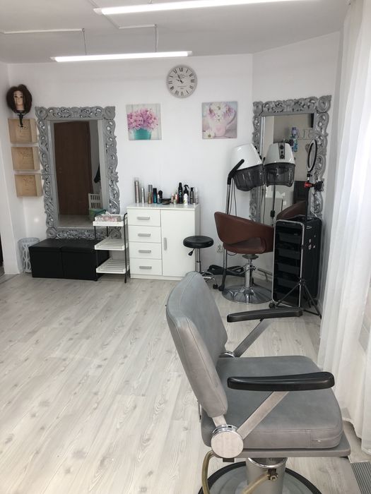 Vand afacere la cheie , SALON DE INFRUMUSETARE ,coafor, barbershop