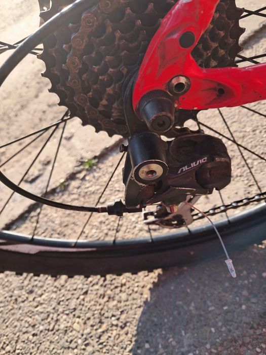 Vând bicicleta specializend in stare buna are roti de 29