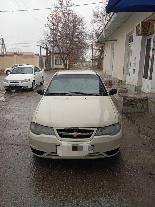 Продается  Нексия 2 срочно