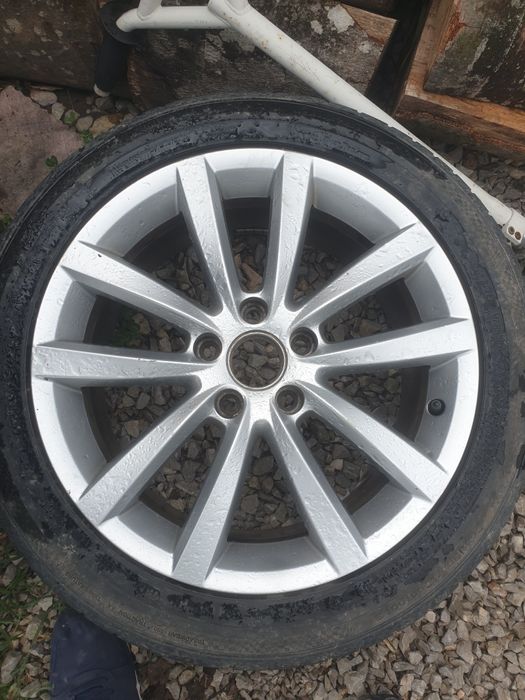 Jante vw passat b 8 235/45/17  5 bucăți.