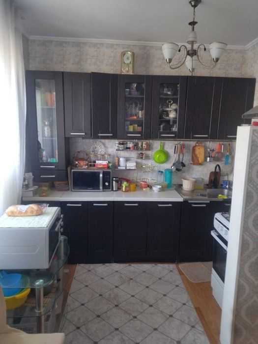 Продам  кухонную  мебель