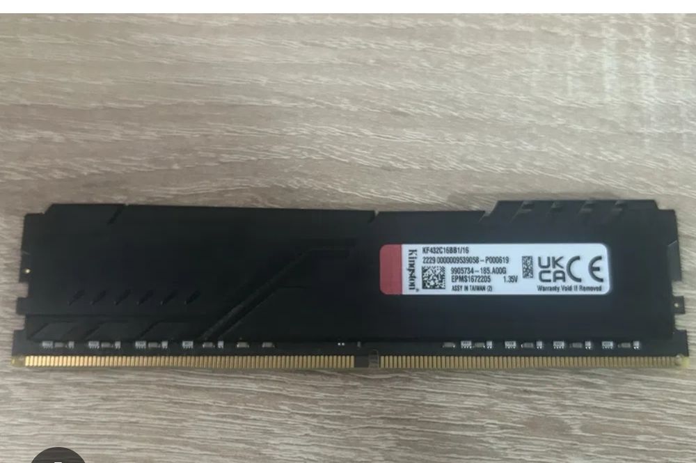 Озу ddr4 16 gb одной планкой Kingston furu