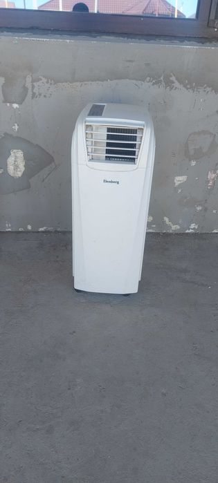 Продам кондиционер напольный