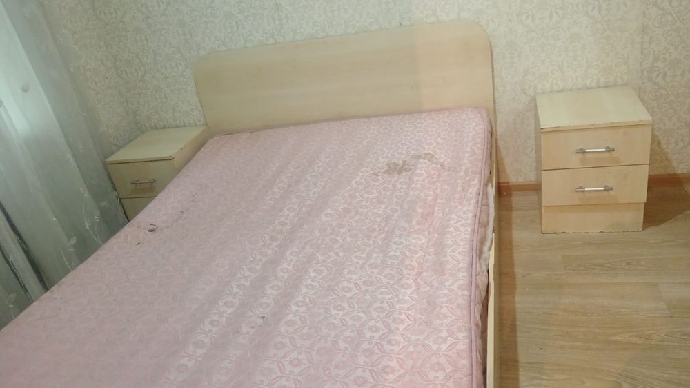 Спальный гарнитур