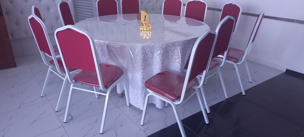 Столы стулья банкетные