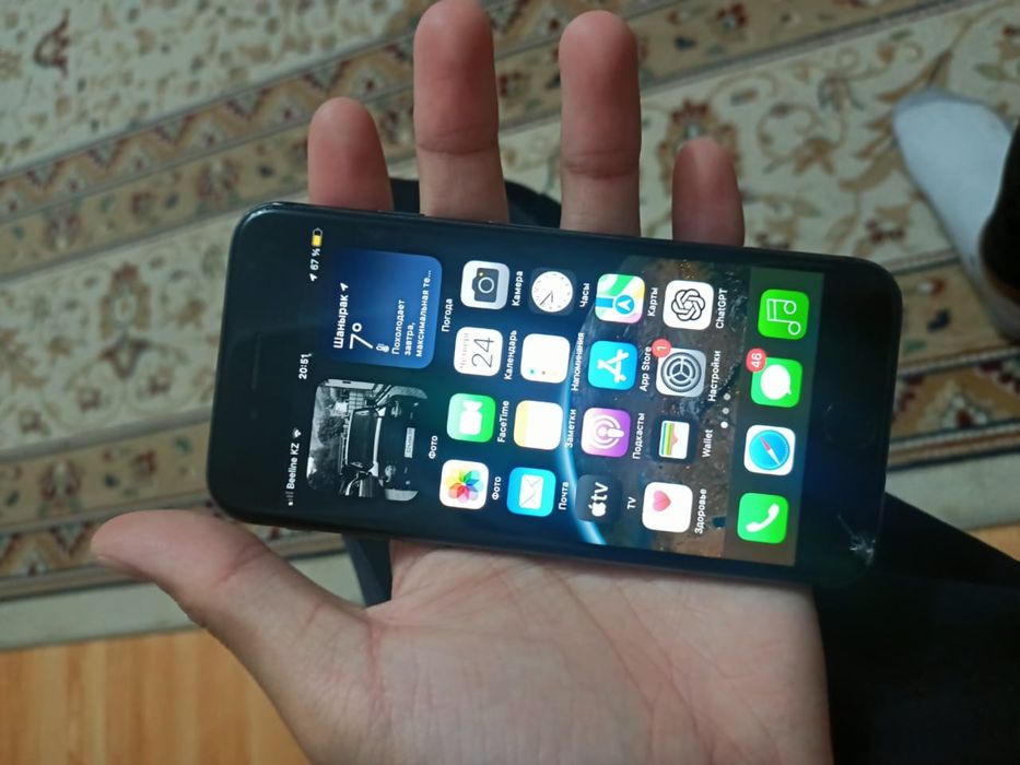 Продам iphone 8, 64гб