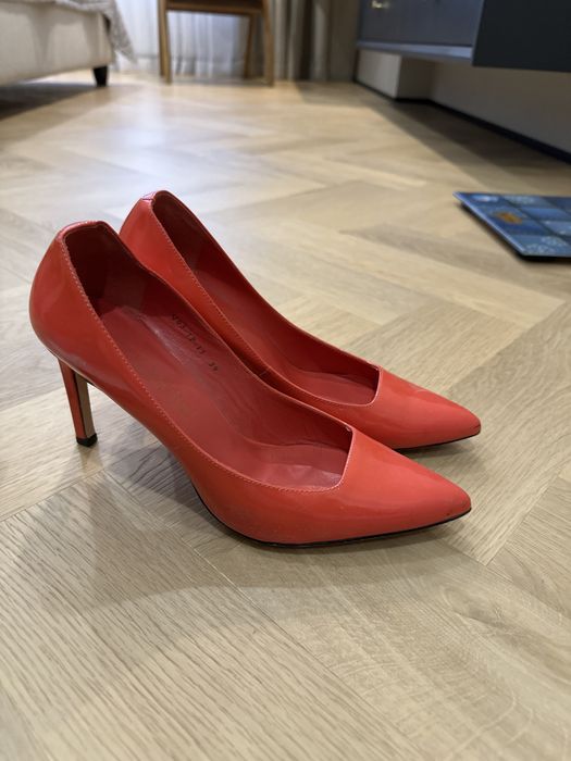 Обувь б/у, все по 3000 тенге