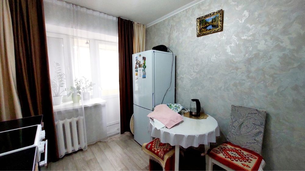 Продам квартиру жк достар