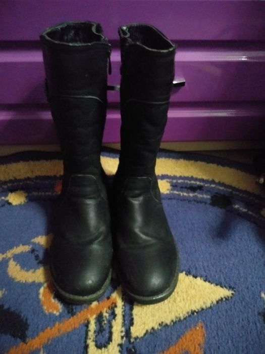 Продам сапоги для девочки