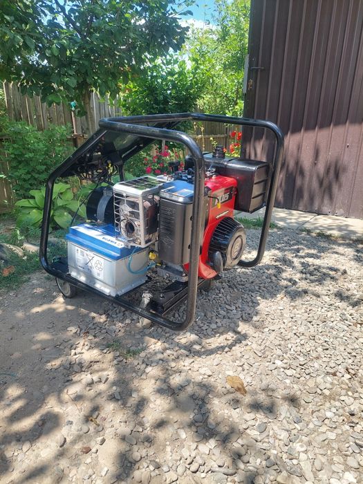 Generatoare 220v-110v-12v -SIP și TTS cu pornire la buton.