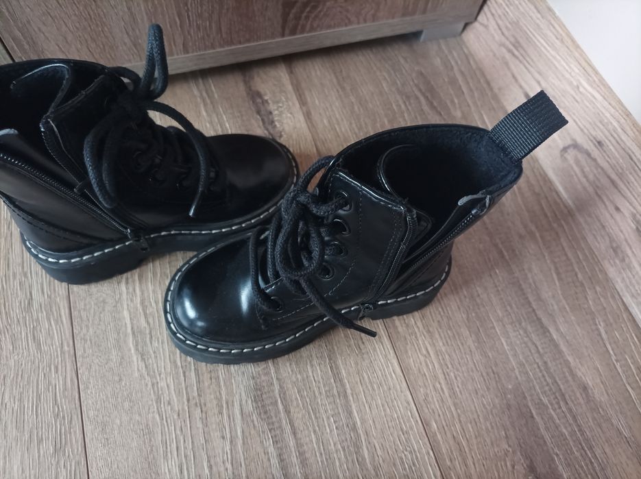 Детски боти черни