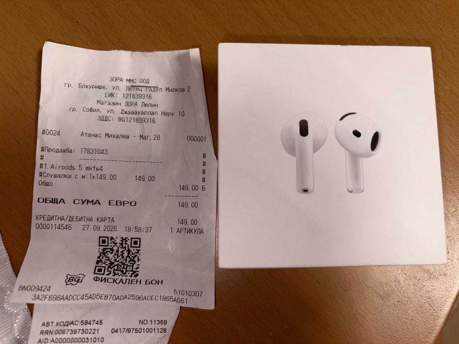 Apple AirPods 5 Чисто нови! Гаранция!