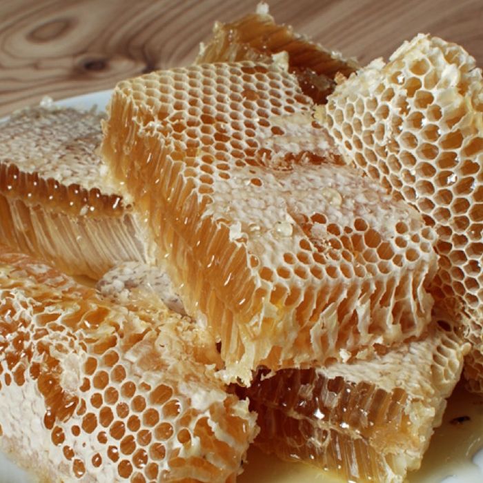 Мёд в сотах Ұядағы бал
